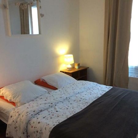 Appartement 4 Personnes Centre Ville Châteauneuf-sur-Loire Екстериор снимка